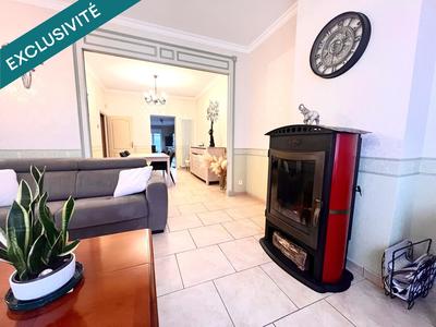 Maison - 95 m² - 5 pièces