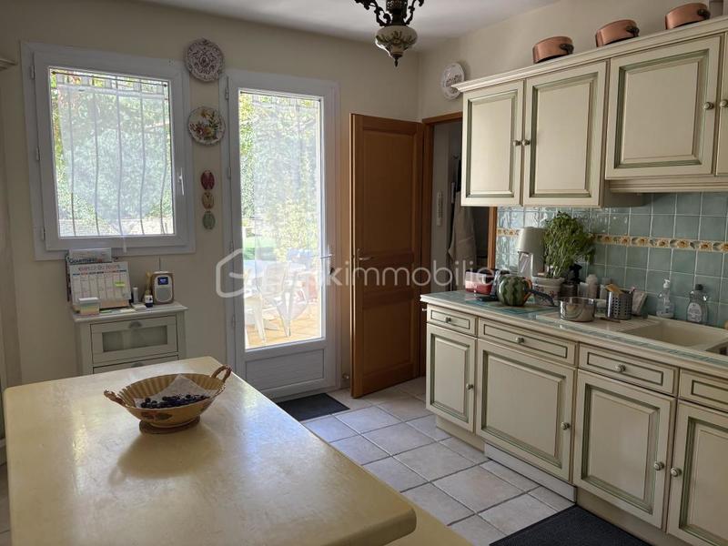 Villa - 196 m² - 7 pièces