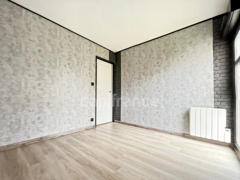 Appartement - 84 m² - 4 pièces