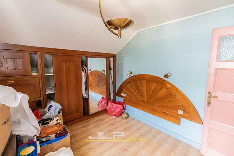 Maison - 194 m² - 8 pièces