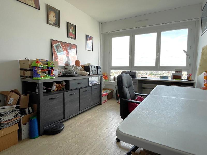 Appartement - 102 m² - 4 pièces