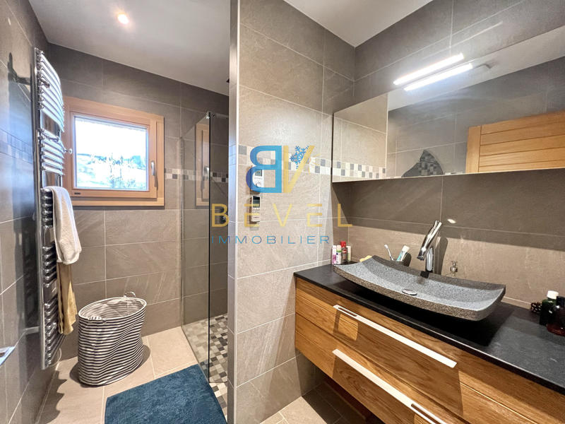 Maison - 160 m² - 4 pièces