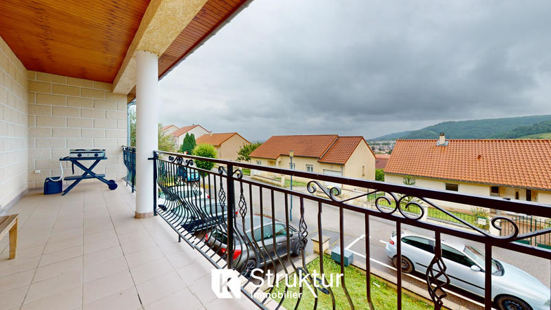 Immeuble - 247 m² - 7 pièces