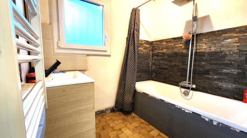 Maison - 70 m² - 3 pièces