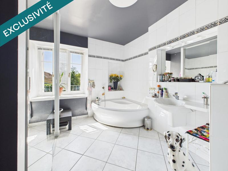 Maison - 147 m² - 5 pièces