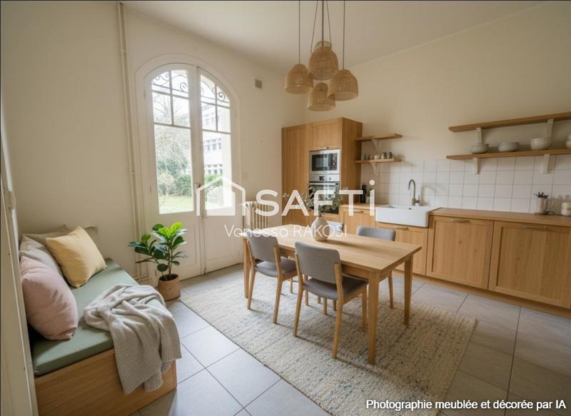 Maison - 140 m² - 6 pièces