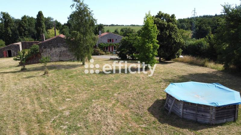 Maison - 140 m² - 6 pièces