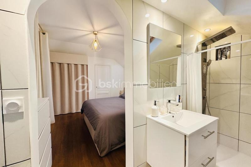 Maison - 100 m² - 6 pièces