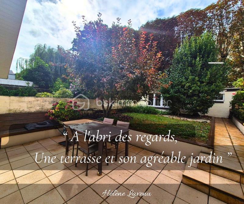 Appartement - 90 m² - 5 pièces