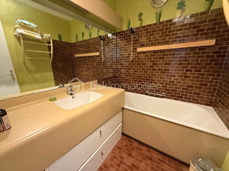 Appartement - 82 m² - 3 pièces