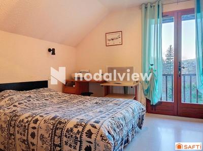 Maison - 180 m² - 6 pièces