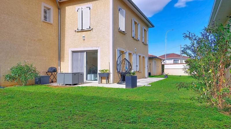 Maison - 88 m² - 4 pièces