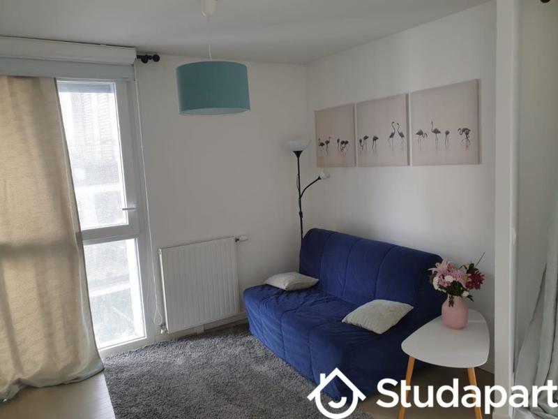 Chambre - 12 m² - 1 pièce