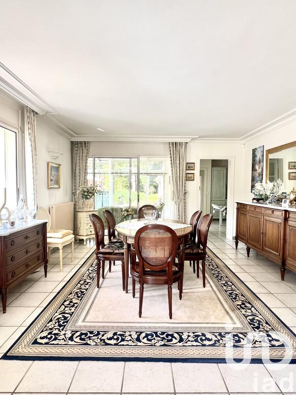 Maison de maîtres - 277 m² - 9 pièces