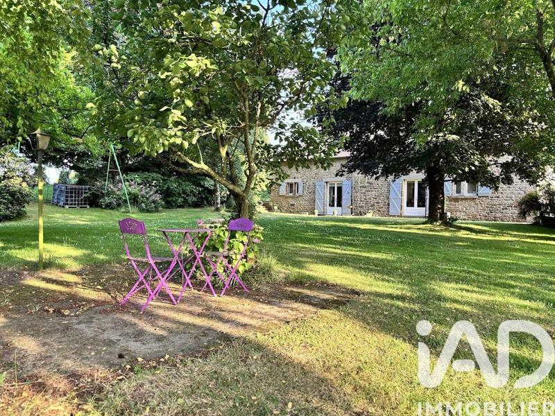 Maison - 144 m² - 7 pièces