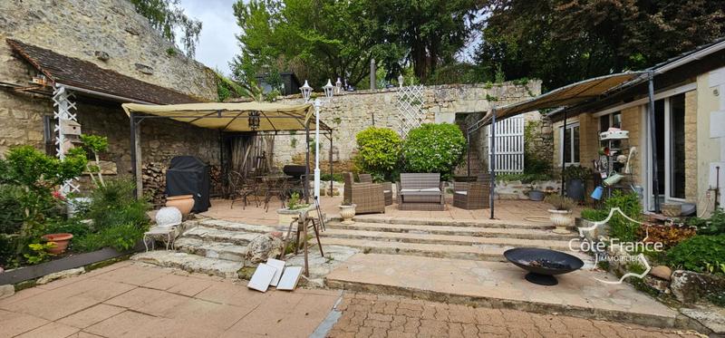 Maison de village - 216 m² - 7 pièces