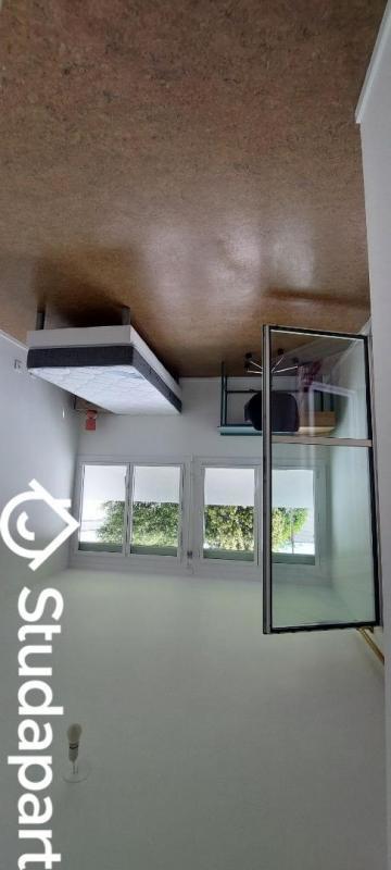 Chambre - 13 m² - 1 pièce