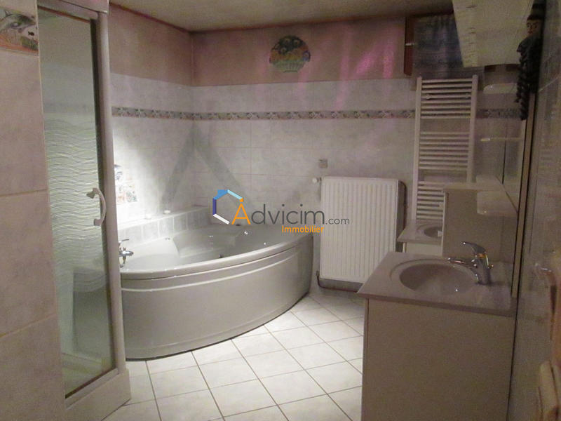 Ferme - 200 m² - 8 pièces