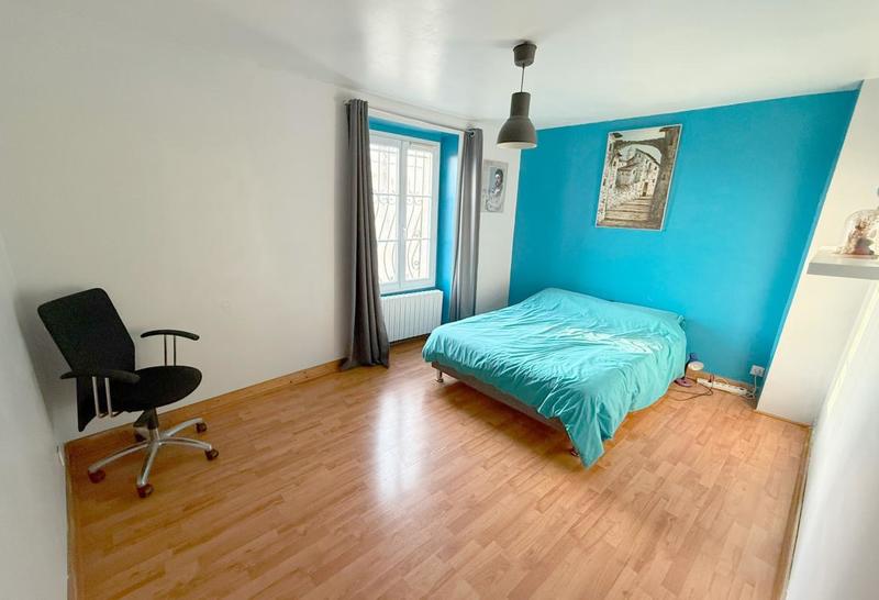 Maison - 250 m² - 10 pièces