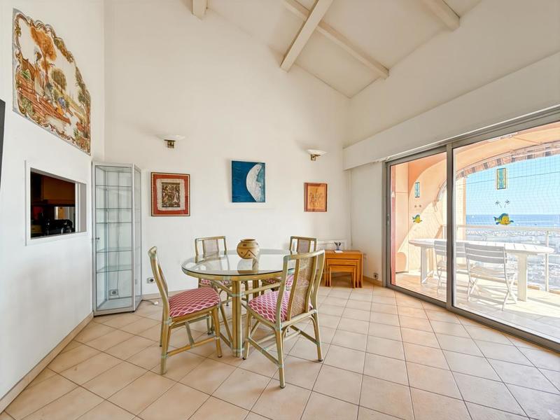 Duplex - 111 m² - 3 pièces