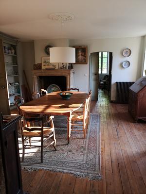 Maison - 260 m² - 8 pièces