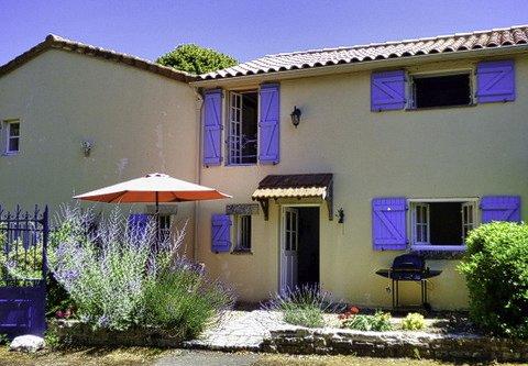 Gîte - 880 m² - 40 pièces