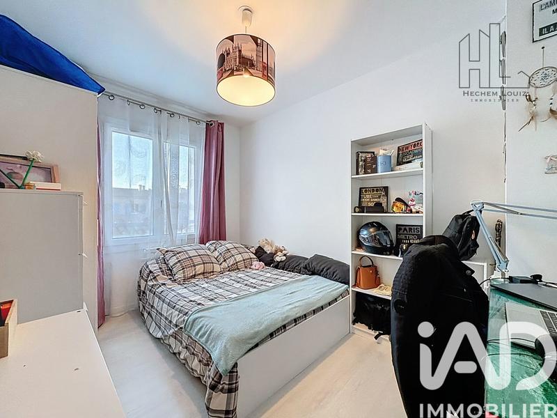 Maison - 94 m² - 5 pièces