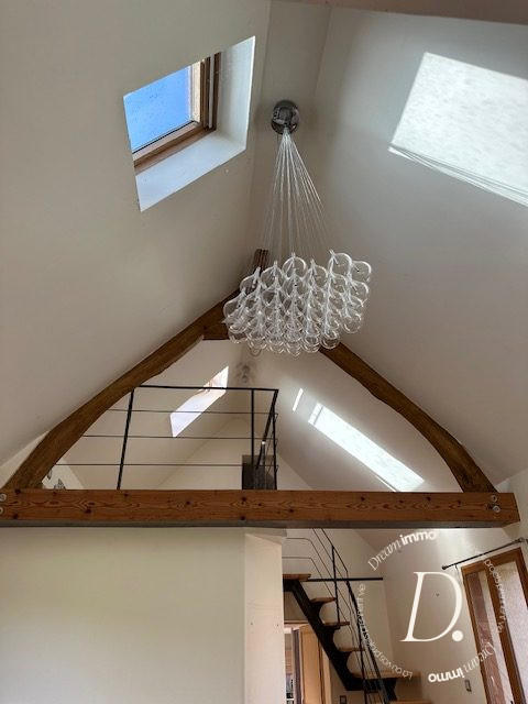 Maison - 102 m² - 5 pièces