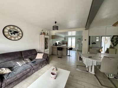 Villa - 102 m² - 4 pièces