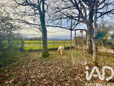 Maison - 98 m² - 4 pièces