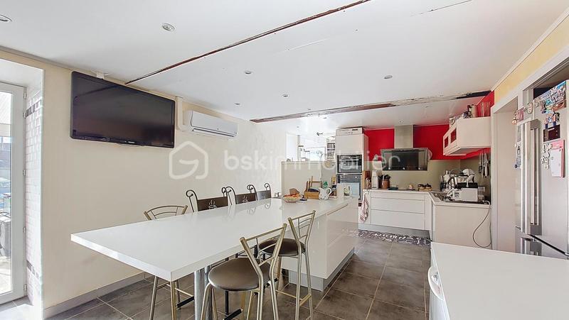 Maison - 120 m² - 4 pièces