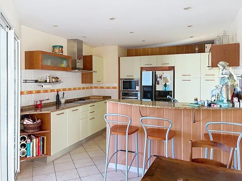 Maison - 175 m² - 7 pièces