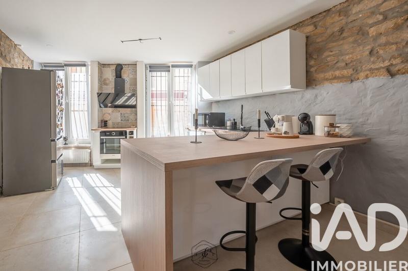 Appartement - 77 m² - 2 pièces