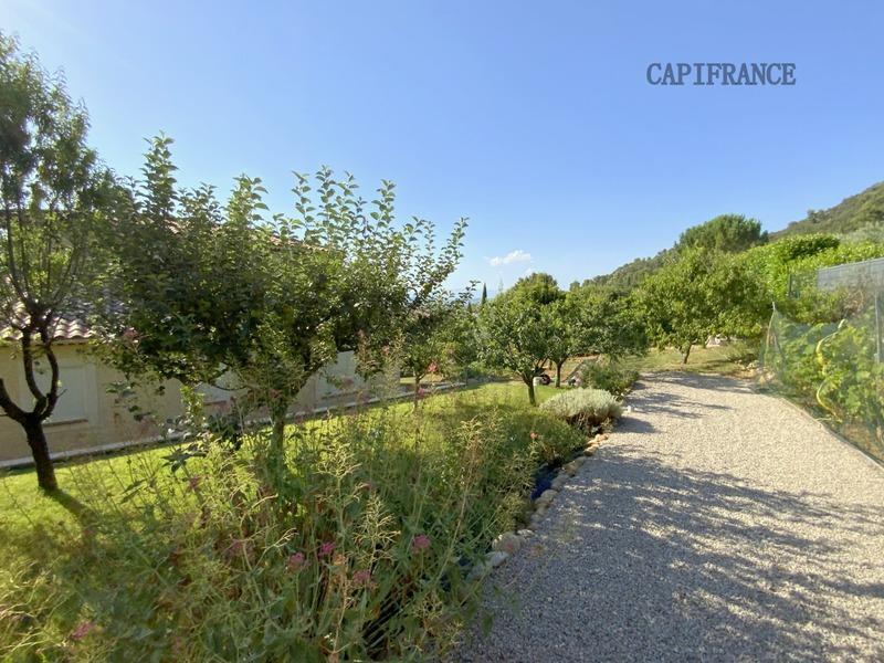 Maison - 192 m² - 7 pièces