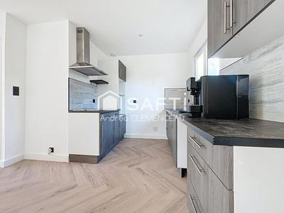 Maison - 98 m² - 4 pièces