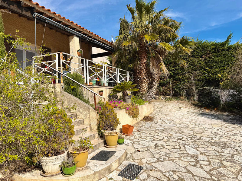 Maison - 75 m² - 4 pièces