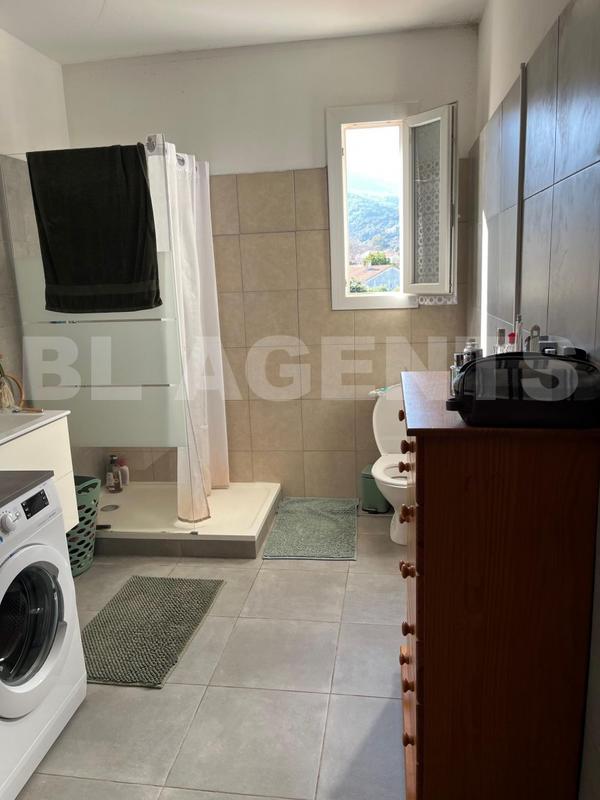 Appartement - 87 m² - 4 pièces