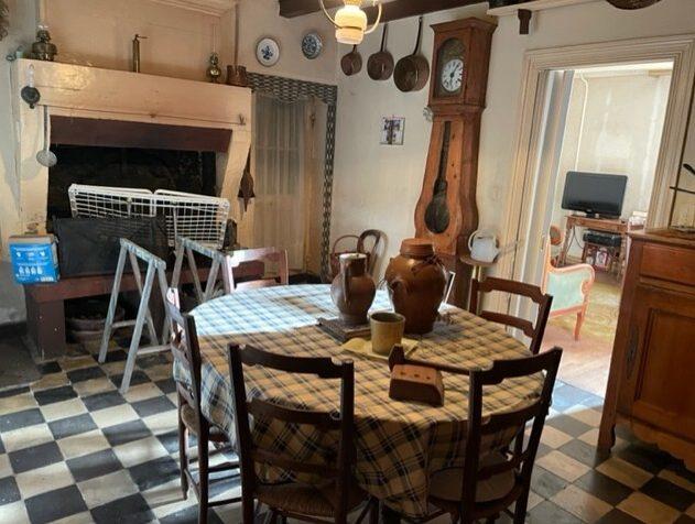 Maison ancienne - 167 m² - 7 pièces