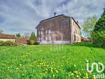 Maison - 370 m² - 18 pièces