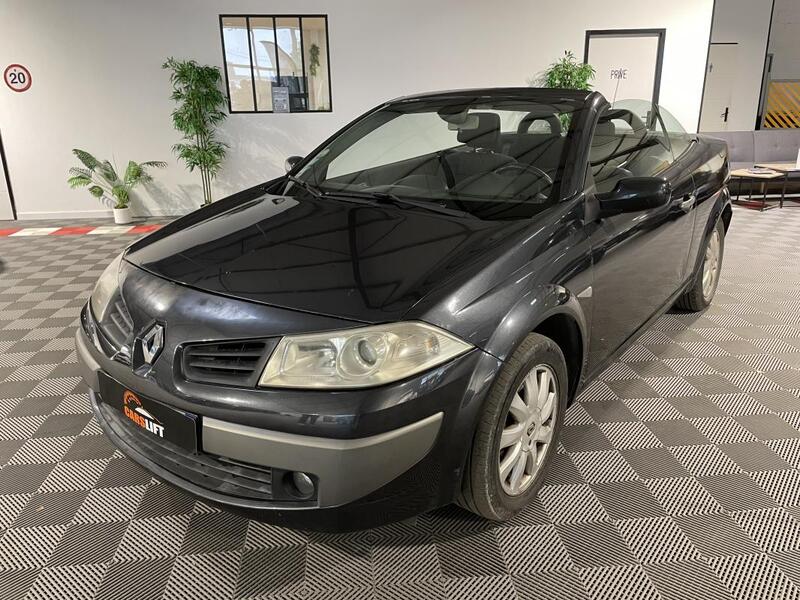 Renault Mégane Cc (II) Coupe Cabriolet 1.9 DCi 131ch -Entretient Exclusif Renault-Distribution à Jour-