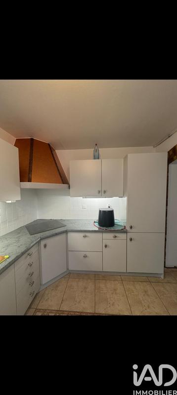 Maison - 179 m² - 8 pièces