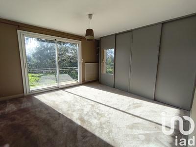 Maison - 163 m² - 9 pièces