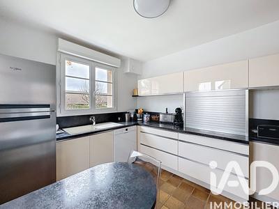 Maison - 140 m² - 10 pièces