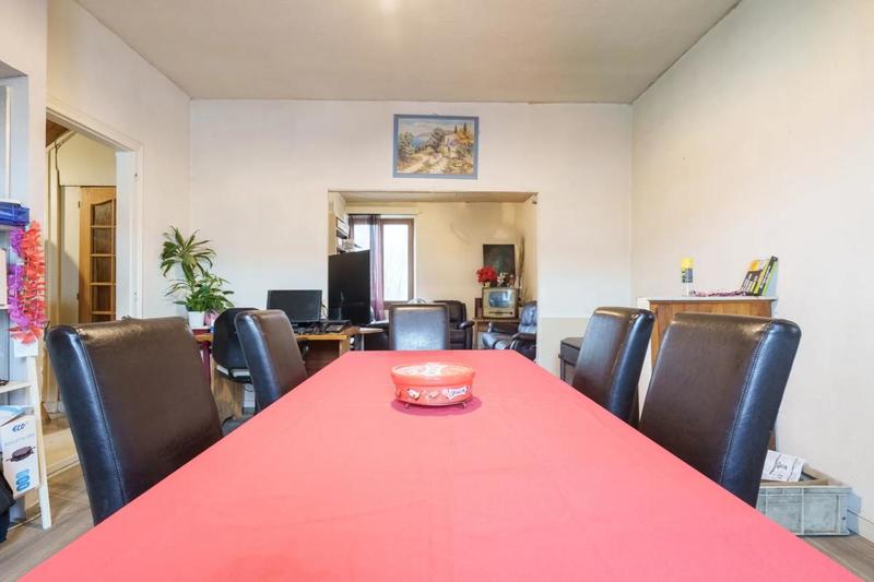 Maison - 150 m² - 8 pièces