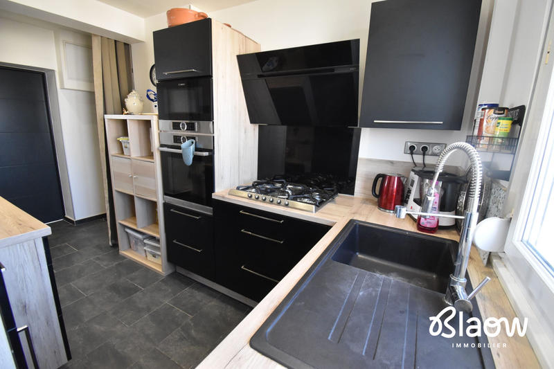 Appartement - 65 m² - 4 pièces