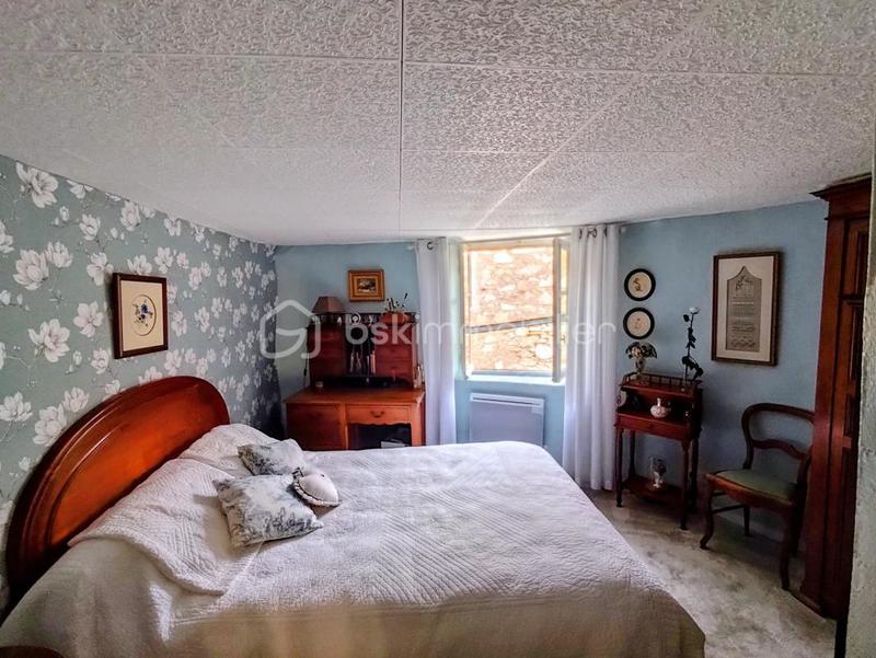 Maison en pierre - 92 m² - 4 pièces