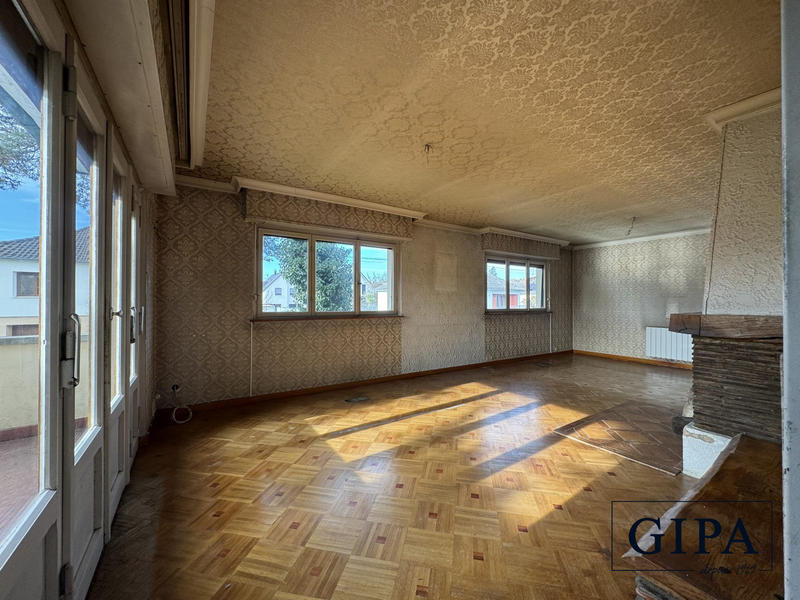 Maison ancienne - 104 m² - 3 pièces