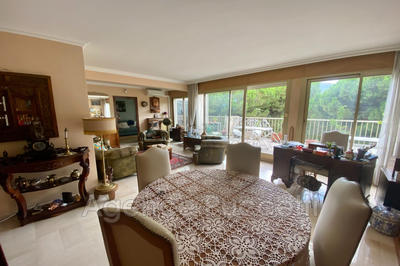 Appartement - 86 m² - 4 pièces