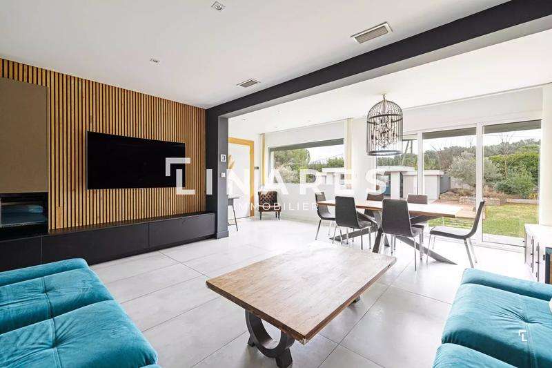 Villa - 180 m² - 7 pièces