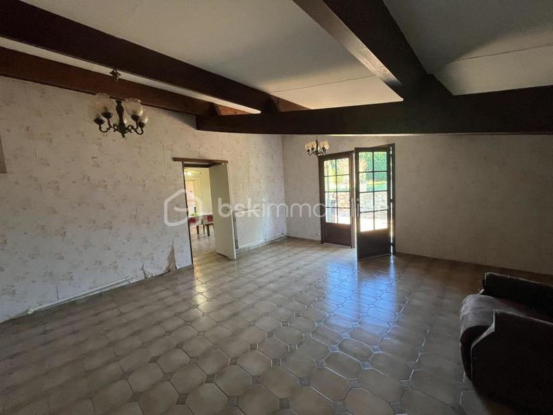 Demeure - 175 m² - 6 pièces